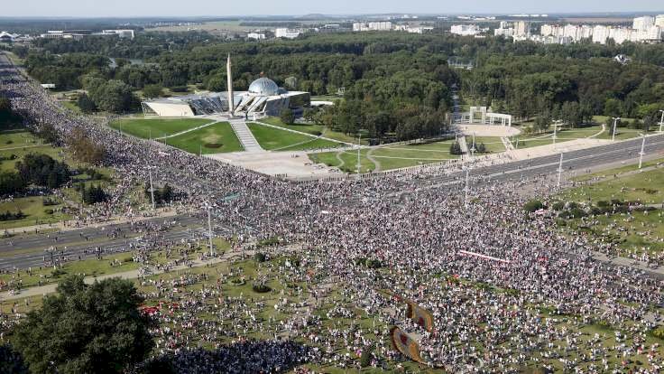 Belarus'ta gazetecilerin akreditasyonları iptal edildi