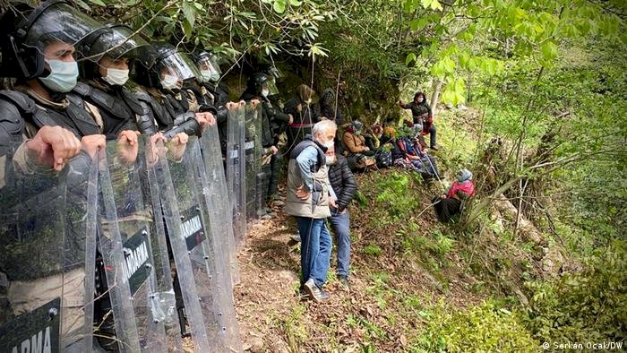 İkizdere: "Seçenek yok demek doğru değil"