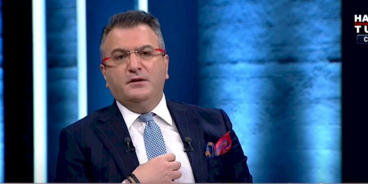 Sedat Peker yabancı istihbarat tarafından kullanılıyor diyen Cem Küçük'ün öyle mesajları ortaya çıktı ki...