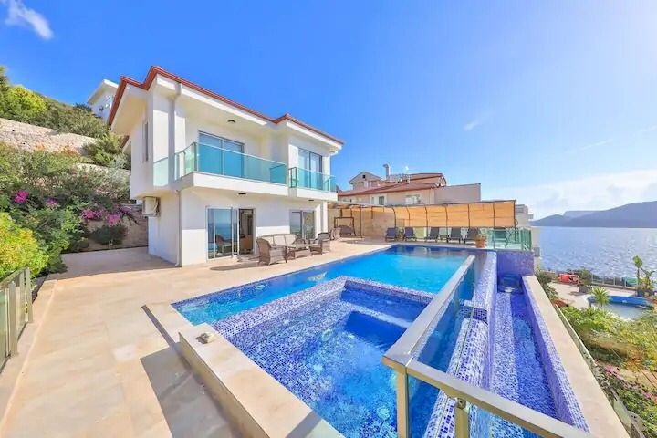 Villada tatil umuduyla dolandırılıyorlar