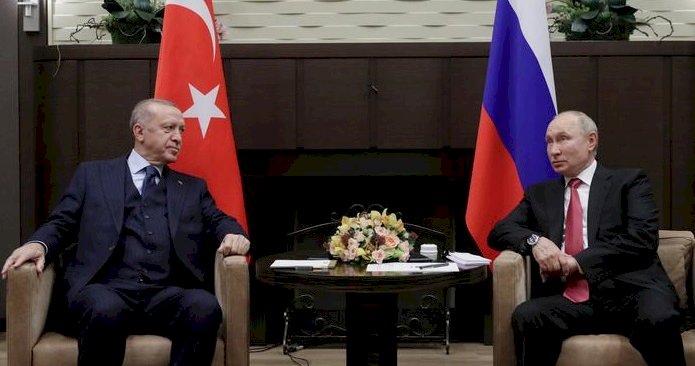 Erdoğan Soçi'de Putin'e taviz mi verdi?