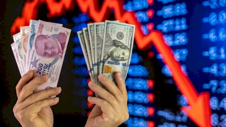 Reuters: Hükümet dolar/TL’nin 9 seviyesine düşmesini bekliyor