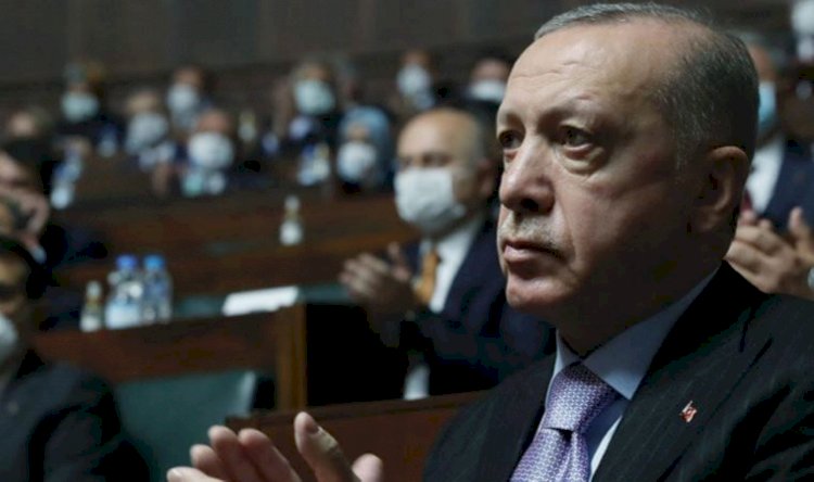 Anketler, Türkiye'deki ekonomik sıkıntılar nedeniyle Erdoğan'a desteğin azaldığını gösteriyor