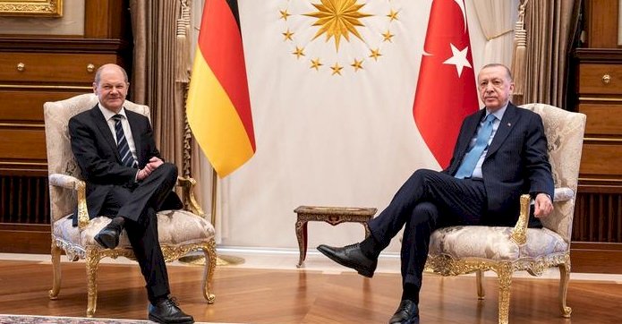 FAZ: Savaş Türkiye'nin stratejik konumunu hatırlatıyor