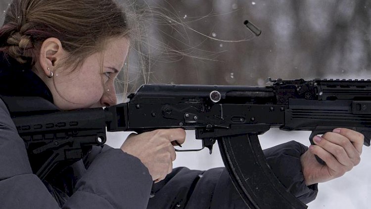 Ukrayna işgalinin ardından Polonya’da silah eğitimi alanların sayısında patlama yaşanıyor