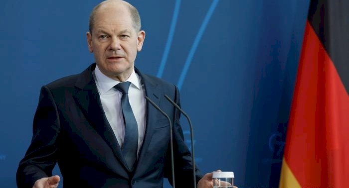 Scholz: Putin'den pek çok gerçek saklanıyor