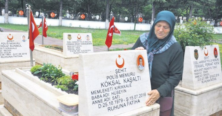 Oğlumu şehit vermenin şeref ve gururunu başım dik taşıyacağım