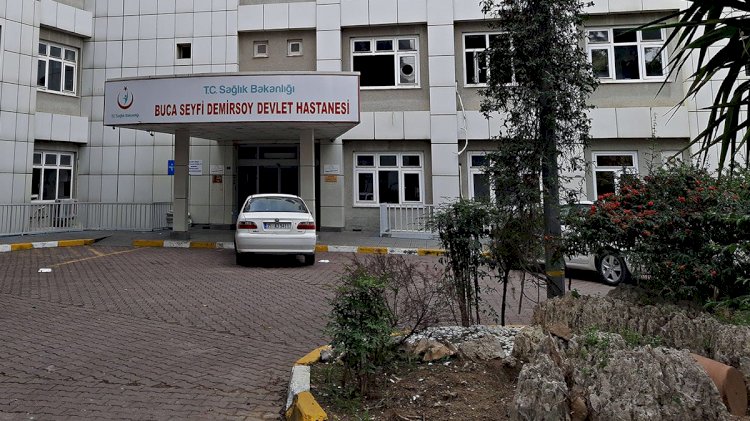 Bir günde 973 hastaya bakan doktor yoğun tempoya dayanamayarak kalp krizi geçirdi