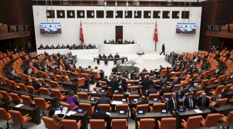 İYİ Parti başörtüsü düzenlemesine 'Evet' diyecek