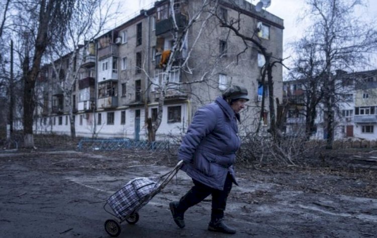 Ukrayna'ya hava saldırısı başlatan Rusya, 100’den fazla füze fırlattı