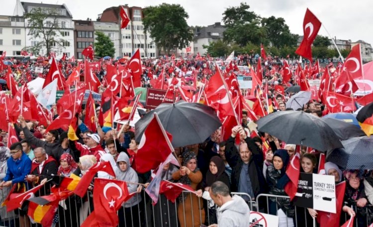 Almanya’da Seçmen Sayısı 1,5 Milyon