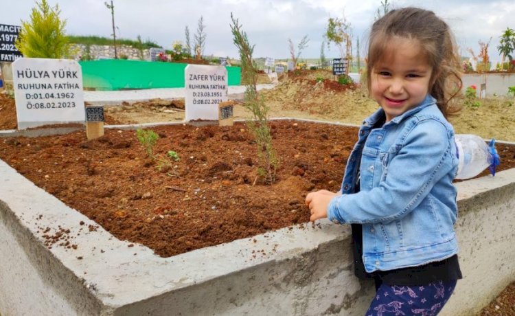 Deprem mezarlığı doldu taştı.