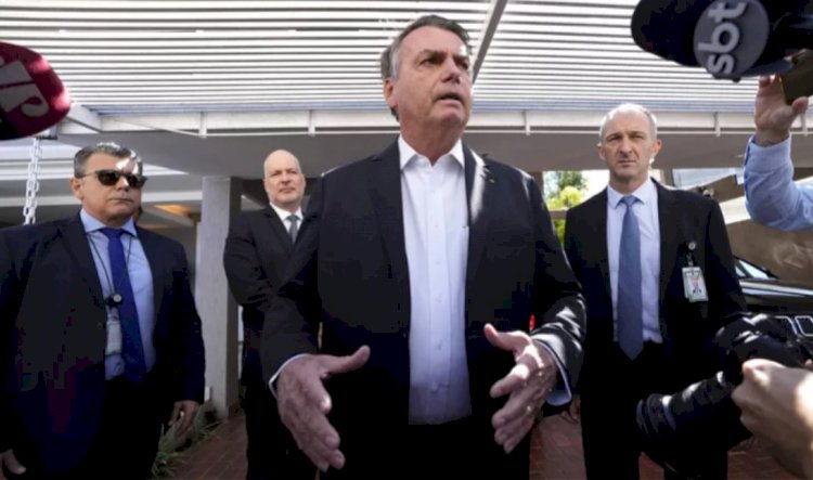 Sahtecilikle suçlanan eski Brezilya lideri Bolsonaro'nun evi arandı, cep telefonuna el konuldu