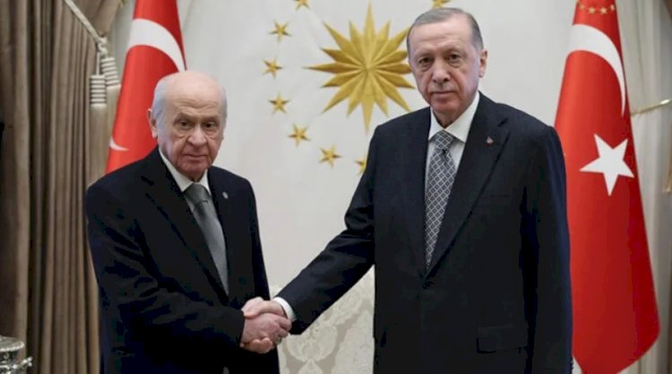 Bahçeli ‘yeni kırmızı çizgileri’ nereden çekecek, kim kimin elini sıkacak, hangi yeni ittifaklar kurulacak?