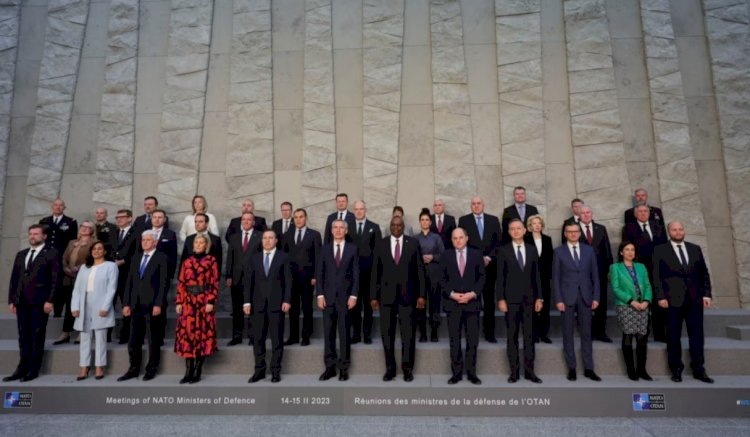 NATO Savunma Bakanları toplanıyor: Stoltenberg'den Ukrayna'nın NATO üyeliği için "henüz değil" mesajı