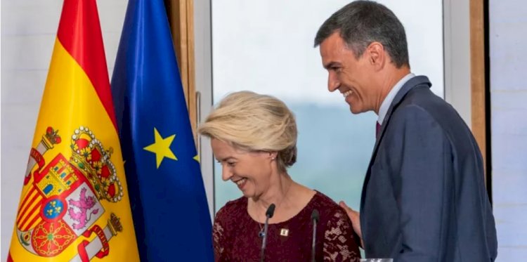 Von der Leyen: Ukrayna, Moldova ve Batı Balkanların yönü AB'ye tam üyelik