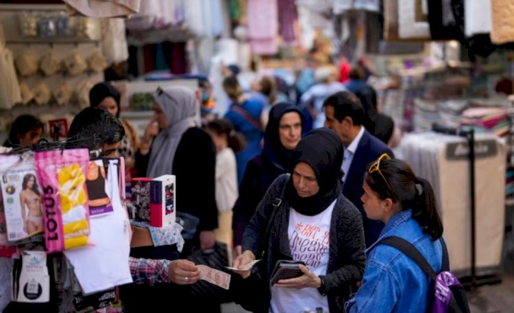 Reuters: “Ekonomik zorluk döneminde Türkiye dış siyasette yüzünü Batı'ya dönüyor”