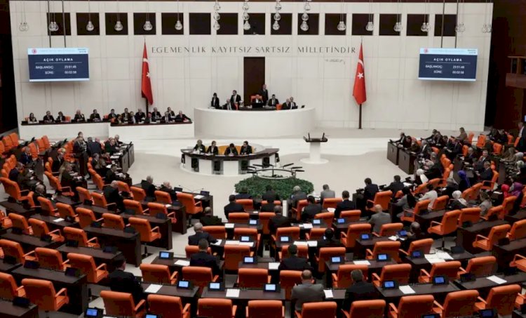 İsveç'in NATO üyeliği yeni yasama dönemine kaldı