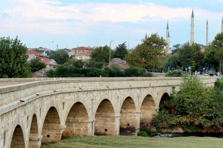 Edirne’ye gel, ciğerimi ye