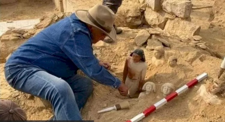 Mısır'da sahte 'şeyhler' antik mezar açtırmak için 8 yaşındaki çocuğu ellerini keserek öldürdü