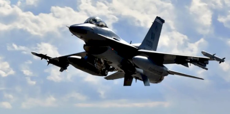 NATO ülkelerinden Ukrayna'ya F-16 sevkiyatı başladı