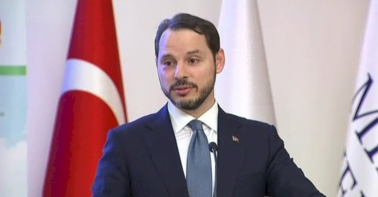 Berat Albayrak kendini unutturmuyor!