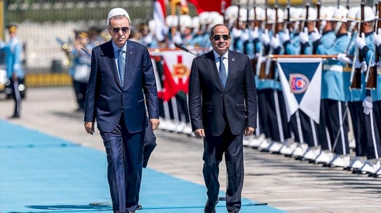 Türkiye-Mısır İlişkilerindeki Değişim: Erdoğan ve Sisi'nin Stratejik Hamleleri Dünya Siyasetini Nasıl Şekillendiriyor?