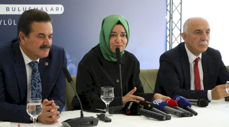 AK Partili Fatma Betül Sayan Kaya: Gittiğimiz İllerde 'Erken Seçim mi Var?' Diye Soruluyor