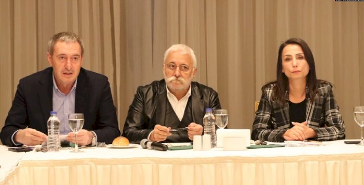 DEM Parti, Öcalan’ı adres gösterdi: Biz PKK’lı değiliz, PKK’ya silah bırak diyemeyiz