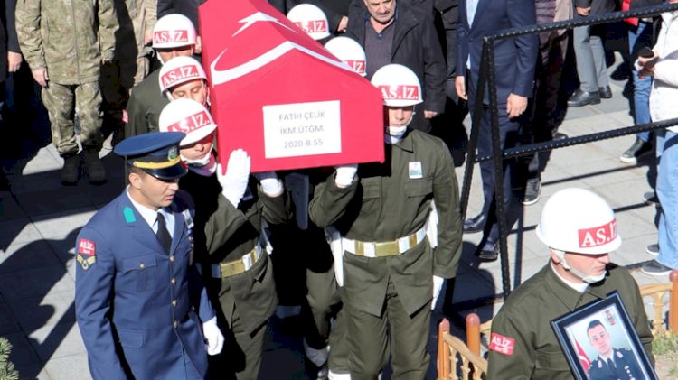 Kalp Krizi ve Beyin Kanaması Geçiren Üsteğmen Fatih Çelik, Son Yolculuğuna Uğurlandı