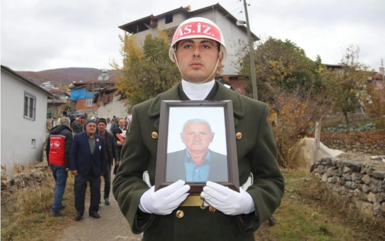 Amasya’da Vefat Eden Kıbrıs Gazisi Dursun Okan Son Yolculuğuna Uğurlandı