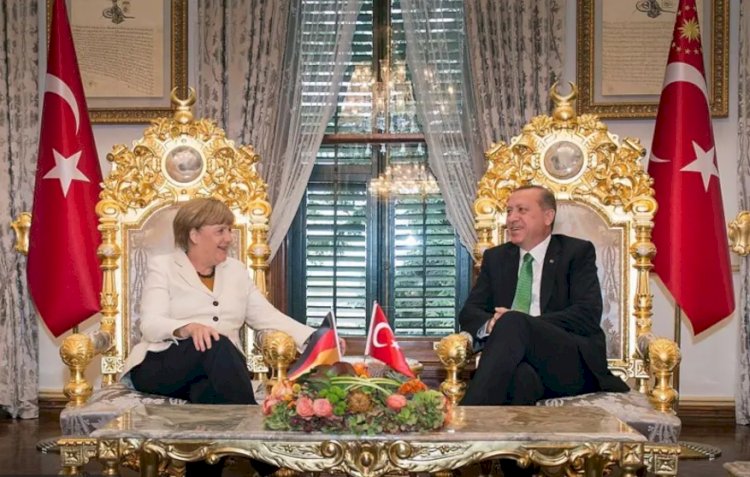 Merkel’in Anıları: Türkiye ile Göçmen Anlaşması, Erdoğan ve Putin Hakkındaki Detaylar