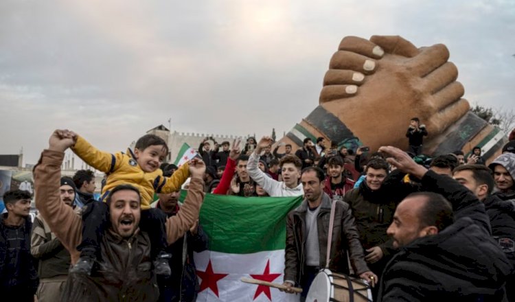 Suriyeli İsyancılar Münbiç'e Girdi: Zafer Çok Yakın