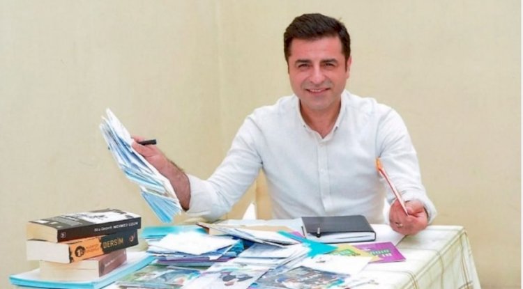 AKP'li Ensarioğlu: Nevroz'da Silahlar Bırakılacak, Demirtaş Çıkacak